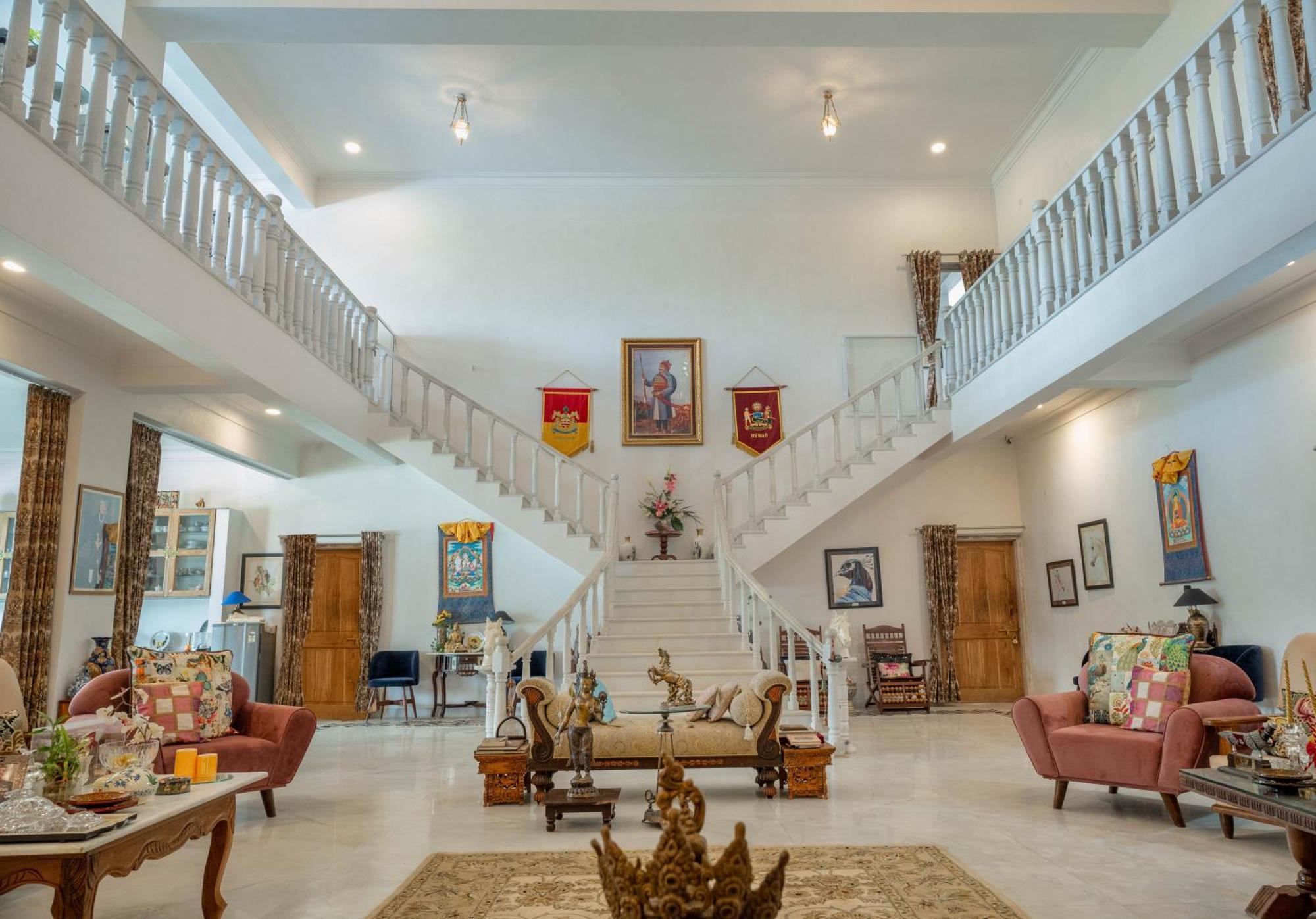 Homestay Castle Oodeypore A Boutique