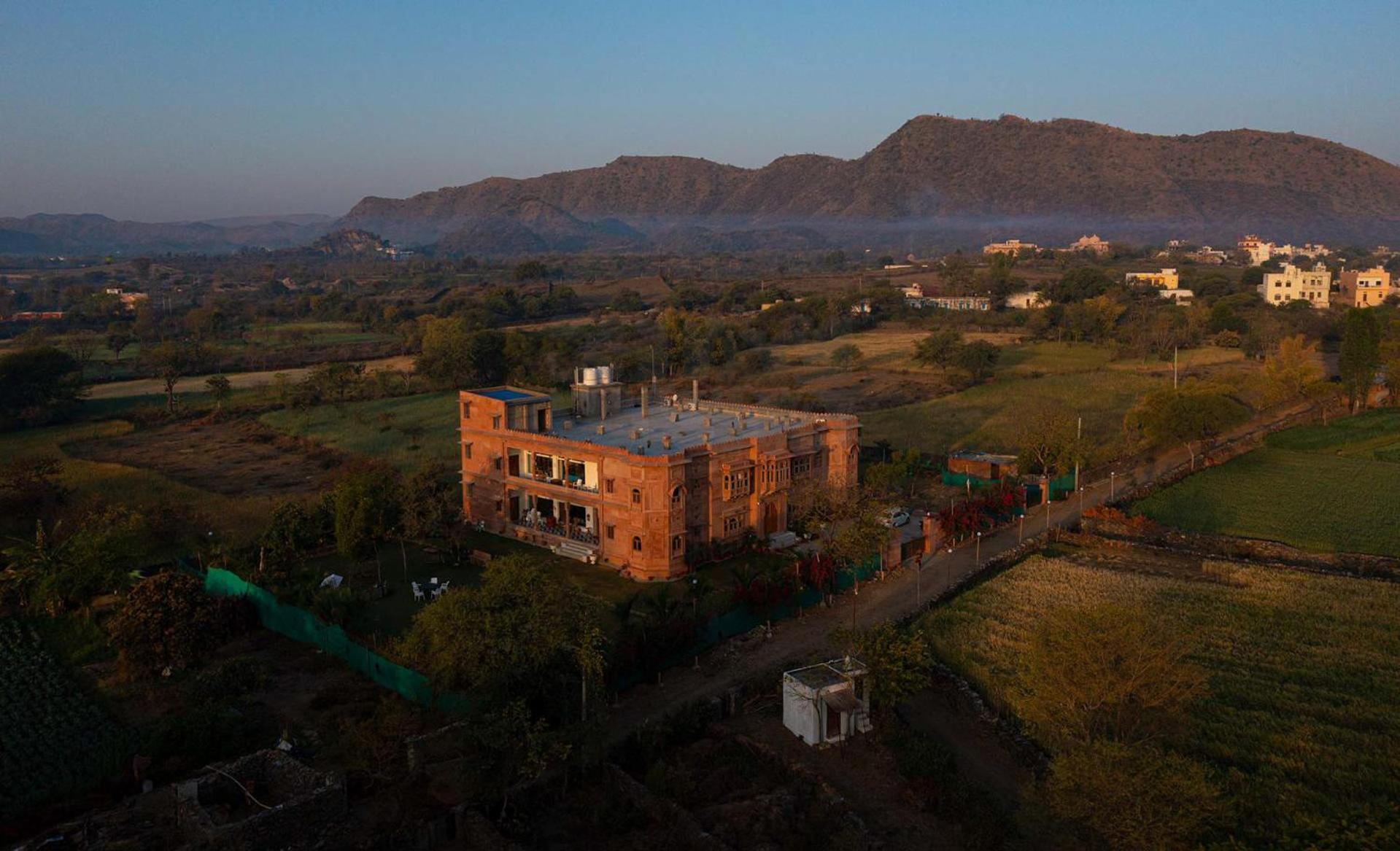 Homestay Castle Oodeypore A Boutique