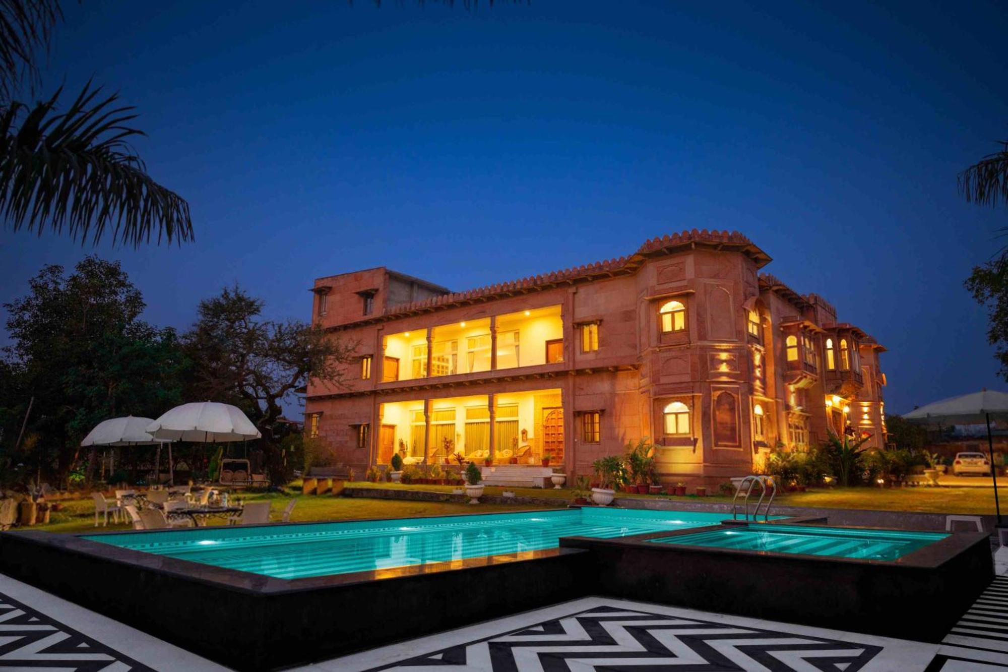 Homestay Castle Oodeypore A Boutique *